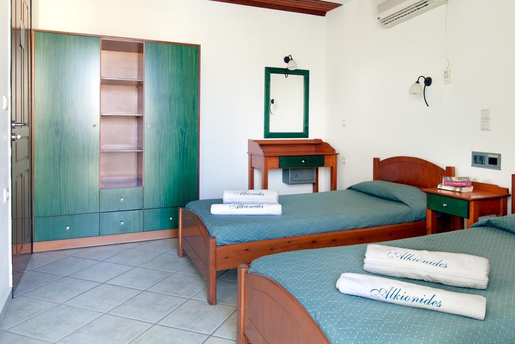Alkionides Seaside Hotel Platanés Quarto foto